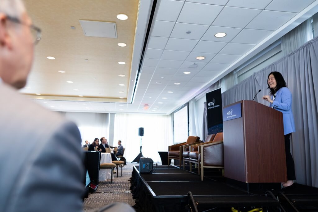 Face the challenges of AI/energy